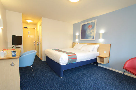 Travelodge Birmingham Dudley الغرفة الصورة